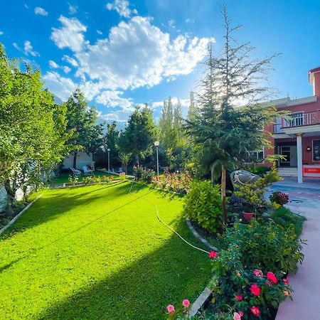 Taaj Residence Skardu Exterior foto